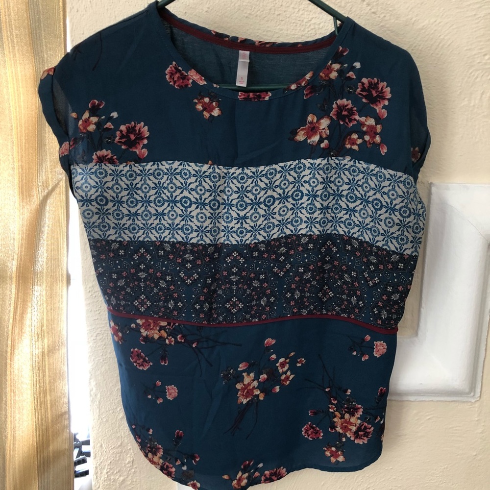 Teal flowy blouse